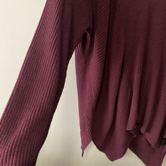 DG2 Diane Gilman Burgundy Cotton Blend V-Neck Sweater - Picture 4 of 13